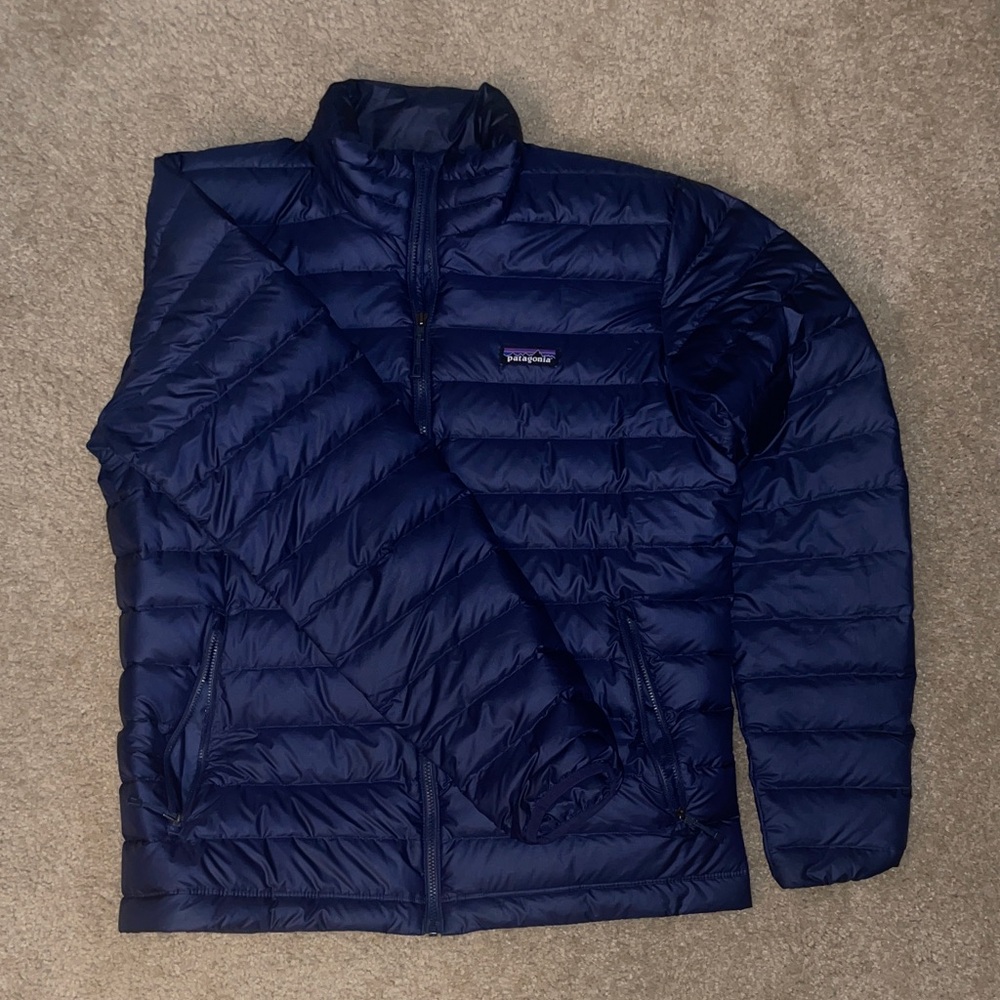 Patagonia Men's Navy Puffer Jacket